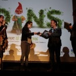 Remise du prix de la meilleure nouvelle catégorie "lycéen" à Océane Caraès